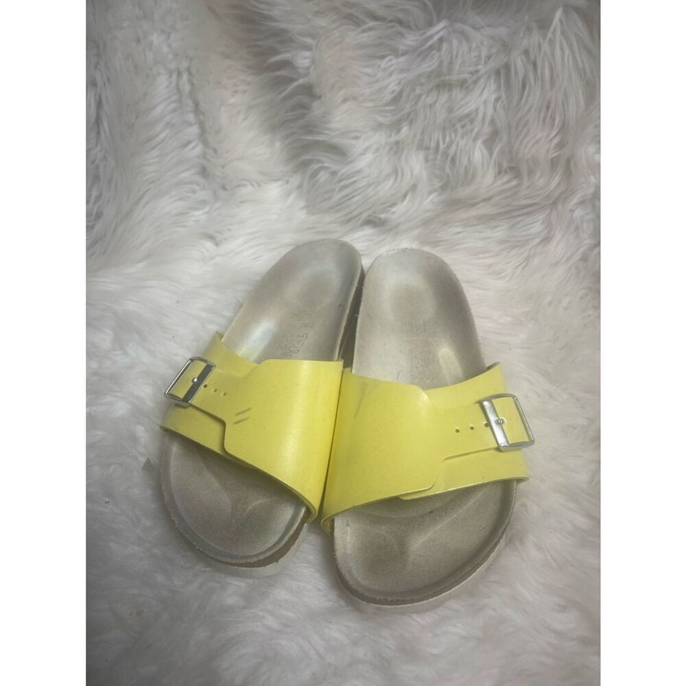 Birkenstock Birki’s Yellow Slide Sandals with Adjustable Buckle -EUR SZ39